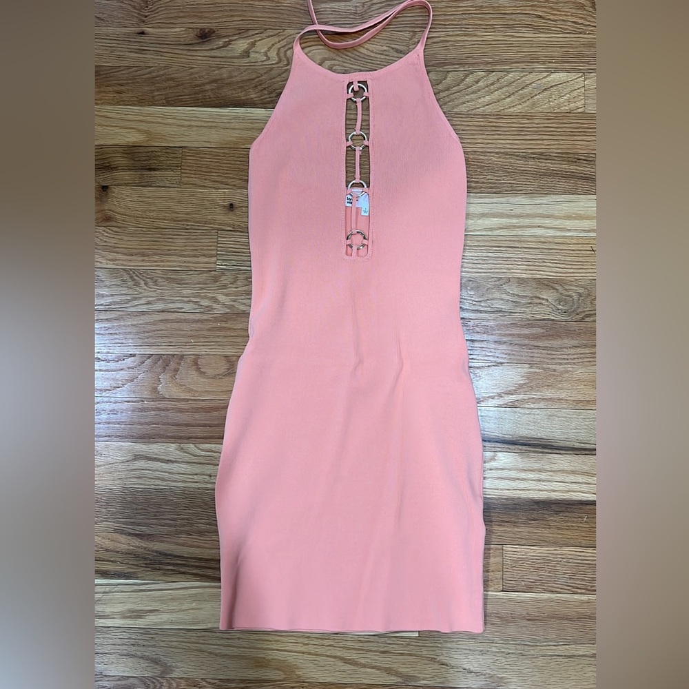 Super cute dress!